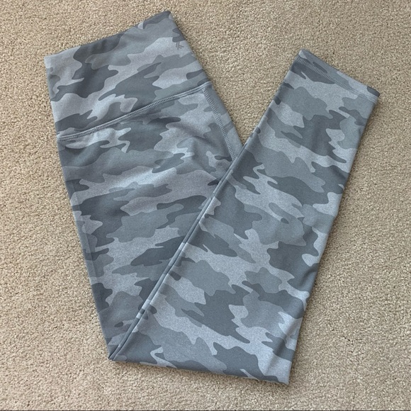 Kyodan High Waisted Running Leggings in Grey White Camo Size Medium like NWOT - Picture 4 of 8